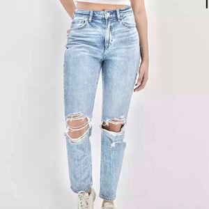 American Eagle - Mom Ripped Jeans